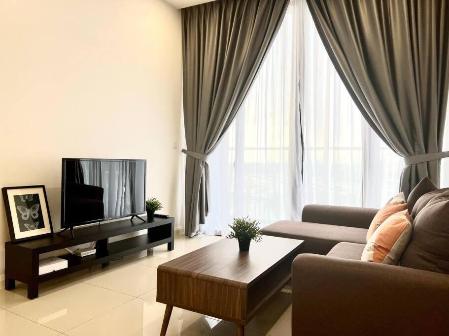 Walk To Legoland, D'Pristine Medini Apartment Nusajaya  Luaran gambar