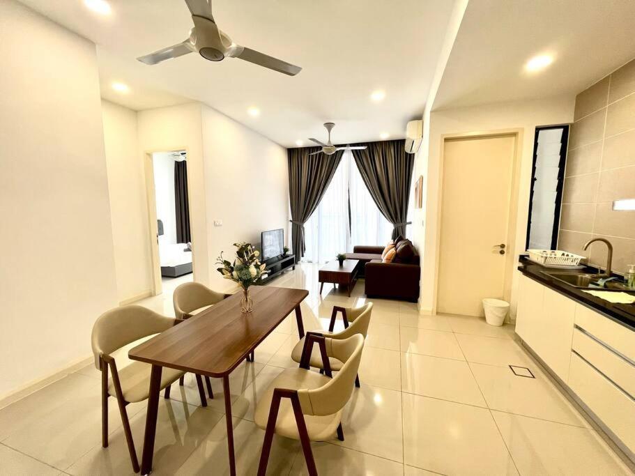 Walk To Legoland, D'Pristine Medini Apartment Nusajaya  Luaran gambar