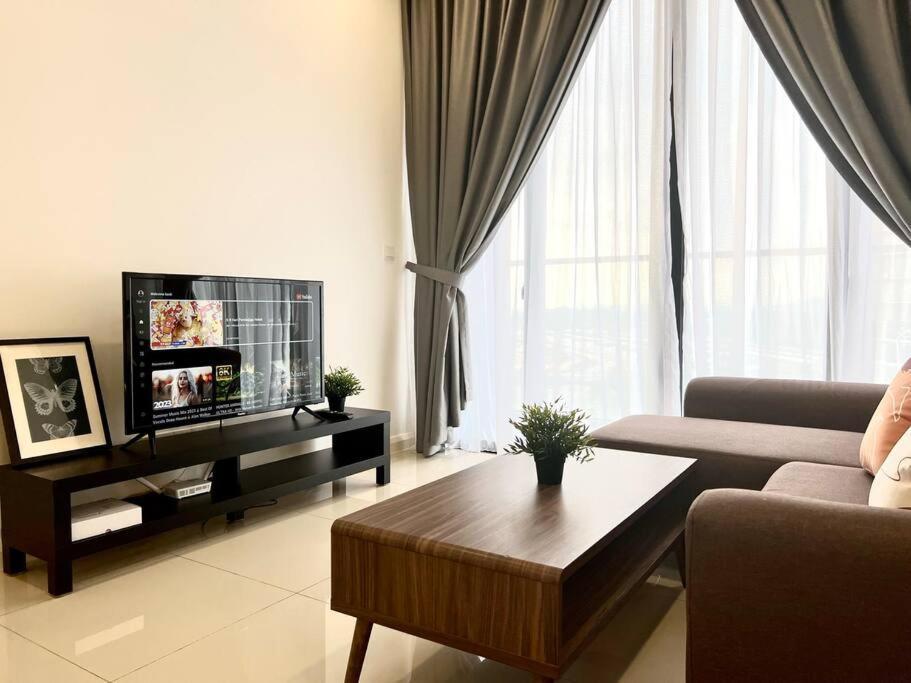 Walk To Legoland, D'Pristine Medini Apartment Nusajaya  Luaran gambar