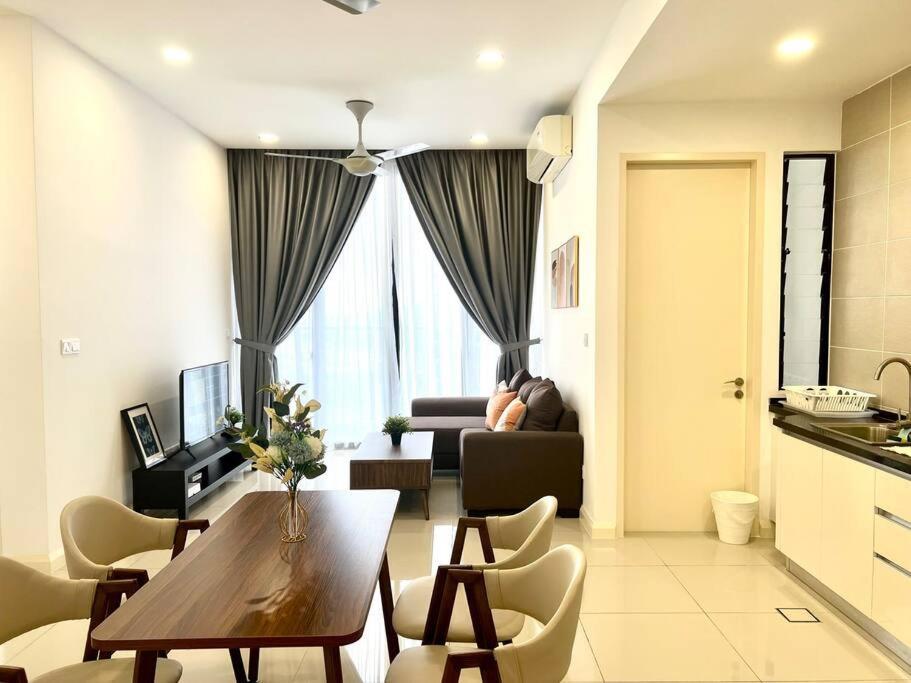 Walk To Legoland, D'Pristine Medini Apartment Nusajaya  Luaran gambar