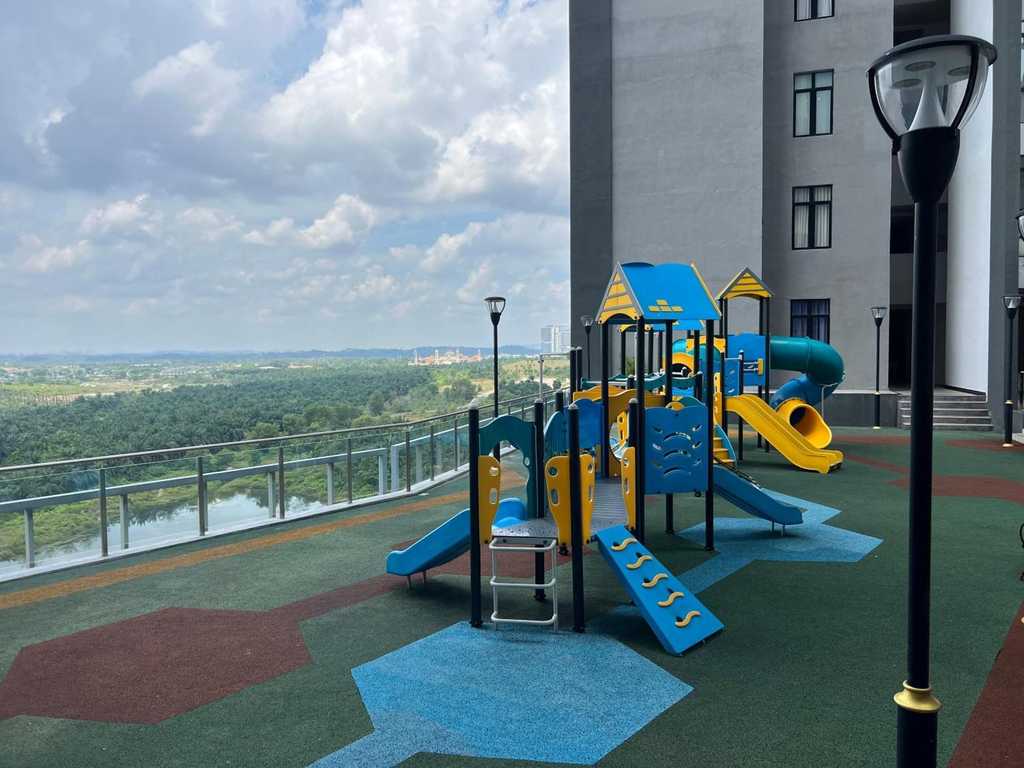 Walk To Legoland, D'Pristine Medini Apartment Nusajaya  Luaran gambar